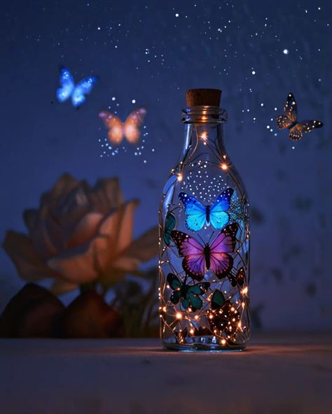 Astetic Pictures, Glowing Butterflies, Cute Wallpapers For Android, Butterfly Wallpaper Iphone, Apple Wallpaper Iphone, Wallpapers Backgrounds, Apple Wallpaper, Pretty Wallpapers Backgrounds, Butterfly Wallpaper