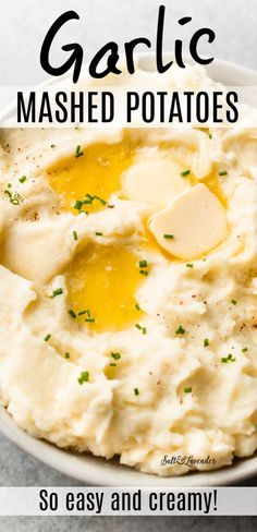 Classic Mashed Potatoes Recipe, Garlic Mashed Potatoes Easy, Creamy Mashed Potatoes Recipe, Toast Pizza, Easy Mashed Potatoes, Homemade Mashed Potatoes, Best Mashed Potatoes, Easy Potato Recipes, Thanksgiving Cooking