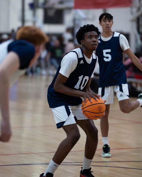 @sda_basketball vs @gamepointbasketball Host: @thestagecircuit Location: Open Gym Premier 📸: @simpl3visionz_photography #sportsphotography #basketball #sandiegophotographer #sandiegophotography #highschoolbasketball #hoopsmixtape #explorepage Basketball High School, Basketball Pics, Aau Basketball, School Pics, Open Gym, Basketball Photos, School Basketball, San Diego Photography, Shot List