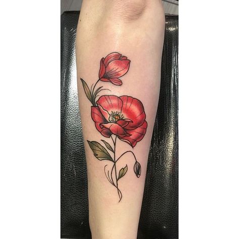 101 Amazing Poppy Tattoo Ideas You Will Love! 79 Outsons Poppy Tattoo Men, Tattoos Poppy, Simple Poppy Tattoo, Mason Tattoo, Poppy Tattoo Ideas, Ca Poppy, Watercolor Poppy Tattoo, Red Poppy Tattoo, England Tattoo