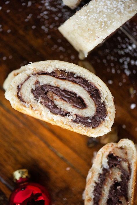 Chocolate Roll Cookies | xoxoBella Trail Mix Cookies, Amazing Cookie Recipes, Soft Pumpkin Cookies, Italian Chocolate, Pinwheel Cookies, Recipe Italian, Italian Cookie Recipes, Dairy Free Cookies, Chocolate Roll