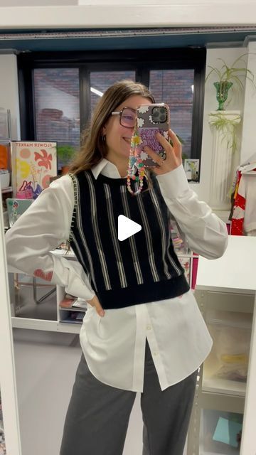 Lydia Bolton on Instagram: "Easy upcycle: how to make a sweater vest from an old jumper 🧶 ✂️ ❤️ 1. Unpick/cut off the sleeves. Depending on experience, you can carefully through the stitching joining the sleeves or just cut through the knit 2. Overlock around the raw sleeve edge 3. If you want to crop the sweater vest, cut off the rib 4. Cut the jumper shorter and pin the rib at the shorter length 5. Overlock the rib back on & steam 6. Fold in the overlocked edge of the sleeve and pin 7. Blanket stitch around the sleeve to secure the hem around the arm hole This is a pretty quick diy and a great way to upcycle an old jumper (or maybe one that shrunk) to make a cropped sweater vest. Save the tutorial and let me know if you do it!xxxx #upcycledclothing #upcyclingfashion #upcyclingt Jumper Upcycle, Sweater Upcycle Diy, Crop Sweater Vest, Easy Upcycle, Cropped Sweater Vest, Jumper Short, Quick Diy, Upcycle Sweater, Diy Upcycle