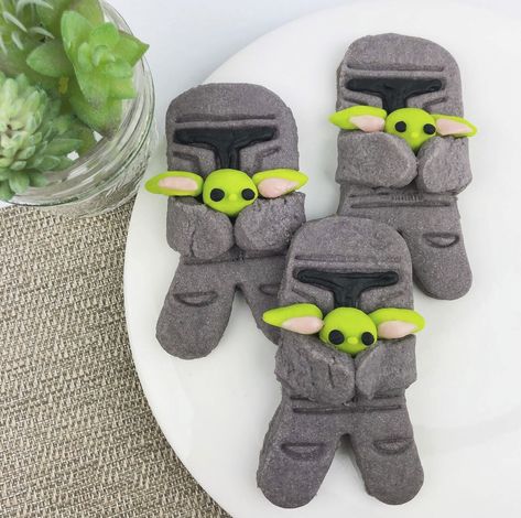 Star Wars Baking, Star Wars Themed Food, Cookie Dough Ingredients, Star Wars Cookies, Star Wars Food, Geek Food, Fondant Baby, Star Wars Birthday Party, Cute Baking