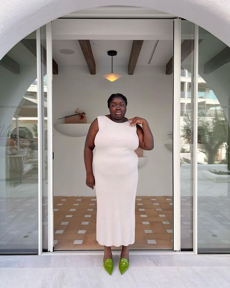 never met a rib knit dress I didn’t like 👌🏾 “Ivy” dress is from @dissh location: @villaleblancgm | Instagram Friendly Outfits, Ivy Dress, Rib Knit Dress, Big Bust, Ribbed Knit Dress, August 21, White Party, Fall 2024, Style Ideas