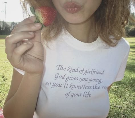 The Cardigans, Vintage Americana, Foto Art, Foto Ideas Instagram, Just Girly Things, Divine Feminine, Bella Hadid, Strawberry Shortcake, Summer Aesthetic