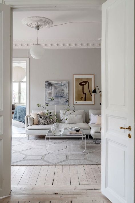 Swedish Homes, Blue Bedspread, Swedish Apartment, Coco Lapine Design, Oak Chair, Swedish House, Small Home Office, Light Grey Area Rug, White Sofas