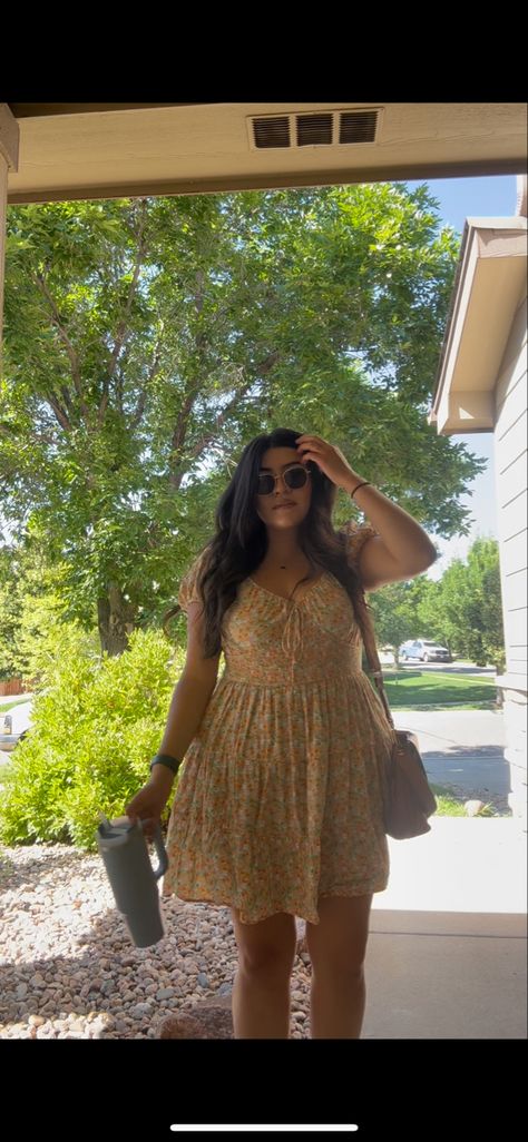 Mid Size Feminine Outfits, Sundress Outfit Midsize, Spring Dresses Midsize, Spring Outfit Inspo Plus Size, Midsize Girl Summer Outfits, Mid Size Spring Fashion, Sundress Midsize, Midsize Easter Outfit, Plus Size Sun Dress