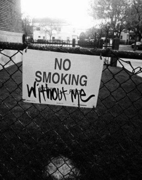 No Smoking Without Me Under Your Spell, Putao, Photo Wall Collage, Puff And Pass, Without Me, Black And White Aesthetic, Grunge Photography, Life Is Strange, Aesthetic Grunge