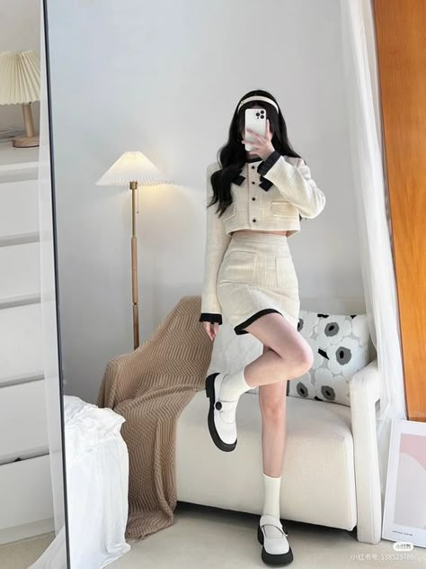 Korean Outfit Street Styles, Korean Fashion Dress, Korean Girl Fashion, Kpop Fashion Outfits, Fancy Outfits, Girly Fashion, Teenage Fashion Outfits, Kpop Outfits, Girly Outfits