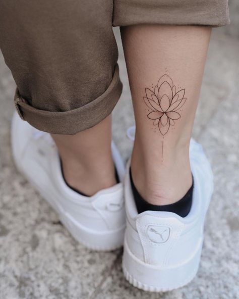 Heel Tattoos, Woman Tattoos, Delicate Tattoos For Women, Bohemian Tattoo, Jewelry Tattoos, Small Girly Tattoos, Ankle Tattoos For Women, Design Tattoos, Girls Tattoo