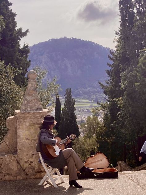 Playing Guitar Outside Aesthetic, Guitar Classic Aesthetic, Spanish Guitar Aesthetic, Classical Guitar Aesthetic, Spanish Music Aesthetic, Spain Moodboard, Playing Guitar Aesthetic, Guy Playing Guitar, Guitar Spanish