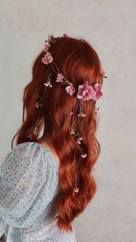 Pink wedding headpiece wildflower hair wreath hair vine - Etsy Brasil Pink Wedding Headpiece, Wildflower Hair, Vine Crown, Whimsical Bride, Medieval Crown, Crown Aesthetic, Hair Garland, Hollywood Waves, Romantic Hairstyles