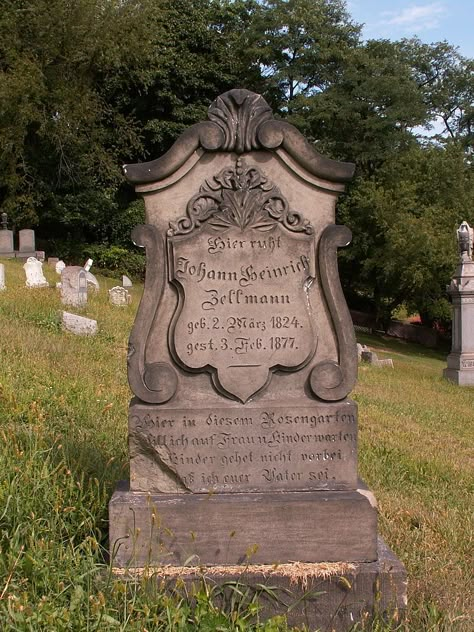 Tombstone Aesthetic, Wilbur Aesthetic, A Thousand Heartbeats, Headstone Ideas, Aurora James, Halloween Cemetery, Halloween Graveyard, Halloween Tombstones, Stone Statue