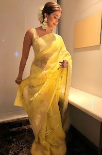 Pooja Hedge Saree, Poja Hegde, Saree Outfits, Indian Fits, Corset Fashion Outfits, Haldi Outfits, Saree Blouse Styles, Saree Wearing Styles, Indian Sari Dress