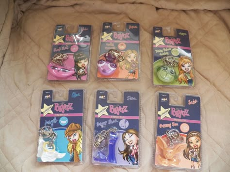 Bratz Keychain, Bratz 2000s, Y2k Bratz, Nostalgic Pictures, Jobs In Art, Nostalgia Aesthetic, Childhood Memories 2000, Nostalgic Toys, 90s Childhood