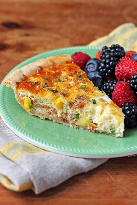 Bacon and Corn Quiche - Emily Bites Protein Pizza Crust, Corn Quiche, Savory Quiche, Bacon And Corn, Emily Bites, Ww Breakfast, Protein Pizza, Coffee Cake Recipes Easy, Tater Tot Breakfast