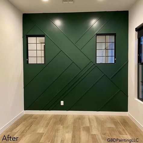 Sw dard hunter green accent wall panelling Home Office Dark Green Accent Wall, Hunter Green And White Bedroom, Hunter Green Office Ideas, Office With Green Accent Wall, Green And Black Walls, Forest Green Wainscoting, Green Wood Accent Wall, Forest Green Accent Wall Office, Hunter Green Accent Wall Office