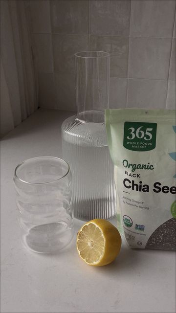 Chia Seed Lemon Water, Chia Seed Recipes Water, Chia Water Benefits, Water With Chia Seeds, Chia Seed Benefits, Sources Of Omega 3, Chia Seeds Water, Chia Seed Water Benefits, Chia Water