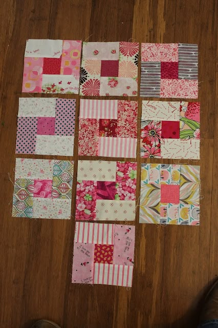 Floral Fabric Quilt Ideas, Framed Square Quilt Block, 4 Block Quilt Pattern, Quilts With Scraps, Scrap Quilt Block Patterns, Iconic Quilt Pattern, 4 Color Quilt Blocks, Beginner Quilt Blocks Simple, Quilts Made With Squares