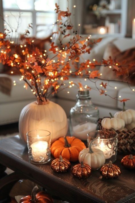 Simple Fall Decor Ideas For The Home, Fall Decor Ideas For The Home, Fall Decor 2024, Fall Couch Decor, Fall Indoor Decor Ideas, Autumn Decorations Indoor, Simple Thanksgiving Table Decor, Table Halloween, Fall Living Room Decor