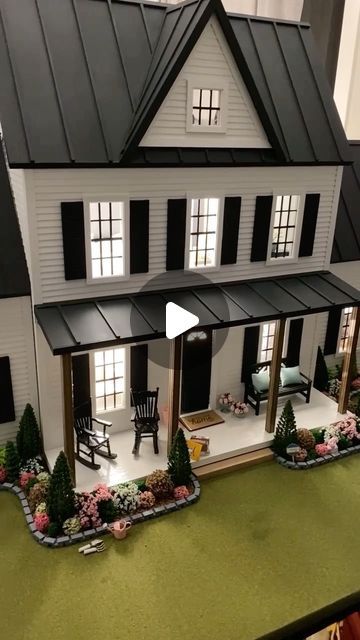 22K likes, 101 comments - dollhouse.dream el June 9, 2022: "I love how the lighting looks in my dollhouse at night. 🤍 . #dollhouse #dollhouses #dollhousetour #mini # #dollhouse #dollhousebeautiful #dollhouses #miniatures #mini #miniature #moderndollhouse #farmhouse #farmhousedecor #farmhousedollhouse #minitour #dollhousetour #realgoodtoys #realgoodtoysdollhouse #victoriasfarmhousedollhouse #victoriasfarmhouse #minibrands #minitoy #dollhousedecor #scalemodel #112scale #hometour #realestatemarke Farmhouse Dollhouse Ideas, Vermont Dollhouse, Farmhouse Dollhouse, Vermont Farmhouse, Dollhouse Makeover, Real Good Toys, Dollhouse Design, Mini Dollhouse, Blue Shutters