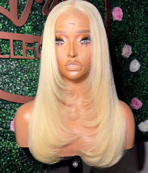 Wigs Aesthetics, Lilbit Collections, Blonde Layered Wig, Blonde Wig Hairstyles, Blonde Human Hair Wigs, Hair Colorful, Glamour Hair, Frontal Wig Hairstyles, Bella Hair