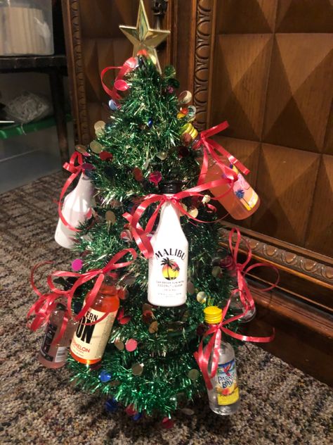 White Elephant Gift Basket, White Elephant Gift Basket Ideas, White Elephant Gift Ideas $25, Yankee Swap Gift Ideas, Alcohol Gift Baskets, Yankee Swap Gift, Yankee Swap, Hello Kitty Christmas Tree, Liquor Gifts