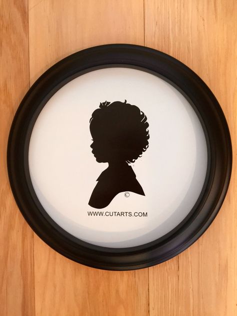 Custom 8 Round Picture Frame by CutArts on Etsy Picture Frame Quotes, Round Picture Frames, Making Picture Frames, Silhouette Frames, Leaf Silhouette, Hanging Picture Frames, Wood Photo Frame, Collage Picture Frames, Make Pictures