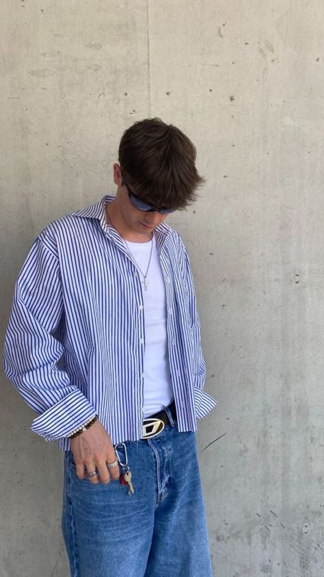 Blue Check Shirt Mens Outfit, Strip Shirt Outfit Men, Checkered Shirt Outfit Mens, Strip Shirt Outfit, Uniqlo Men Outfit, Old Coquette, Blue Shirt Outfit Men, Checkered Shirt Outfit, Old Money Men