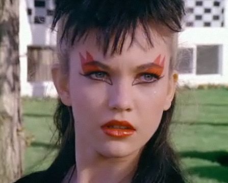 diane lane from ladies and gentleman the fabulous stains Female Film Characters, Rock Makeup, Make Carnaval, Film Characters, 80s Makeup, Punk Makeup, Star Magazine, Diane Lane, Goth Makeup