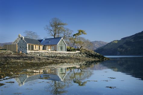 RuralHouse.co.uk R.HOUSE Contemporary Pre-Fabricated Homes, made on Skye, built throughout Scotland Modern Scottish House, Irish Cottage Extension, New Build House, Cottages Uk, House Scotland, Cottage Extension, House Contemporary, Scottish House, Build House