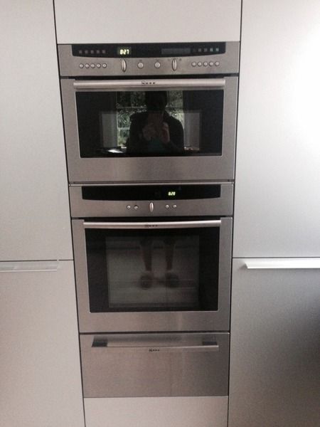 I have a Neff microwave/combi, then a single oven & a warming drawer below. Neff Oven, Double Electric Wall Oven, Protein Packed Meals, Steam Oven, Single Oven, Mashed Potato Recipes, Warming Drawer, Oven Range, Cooking Pan