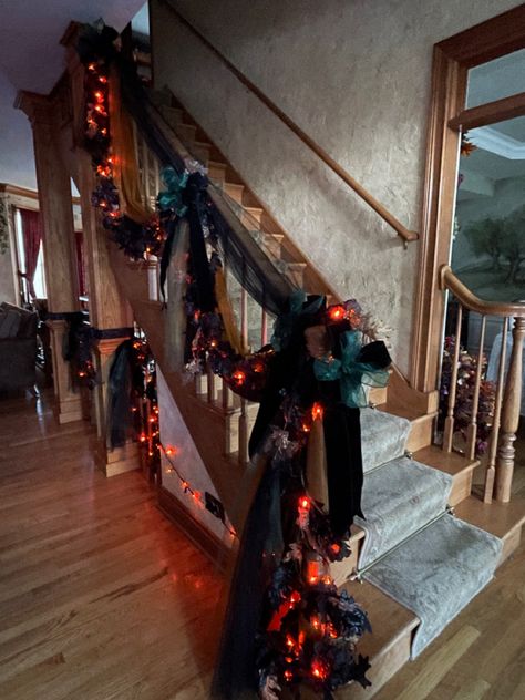 Halloween Staircase Decor Railings, Halloween Banister Decor, Halloween Staircase Decor, Halloween Staircase, Pumpkin Balls, Halloween 23, Railings Outdoor, Staircase Decor, Halloween 2023