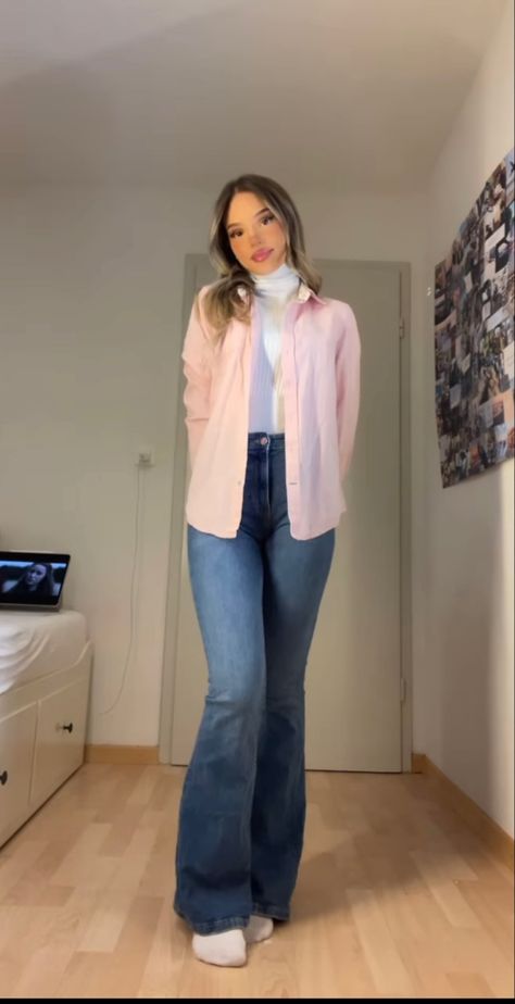 Modest Fits Jeans, Denim Skirt Ideas Outfits, Modest Female Outfits, Modesty Outfit Ideas, Church Outfit Catholic, Modest Outfits Colorful, Bright Modest Outfits, Soft Modest Outfits, Modest Cool Outfits