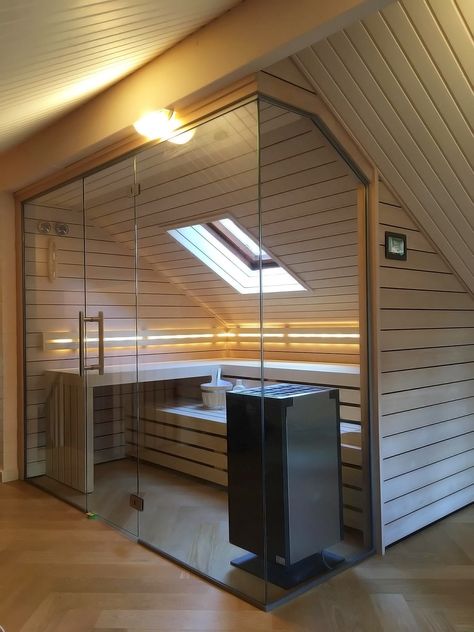 Sauna In Attic, Attic Sauna, Small Sauna In Bathroom, Infra Sauna, Small Attic Bathroom, Home Spa Room, Sauna Diy, Indoor Spa, Loft Bathroom