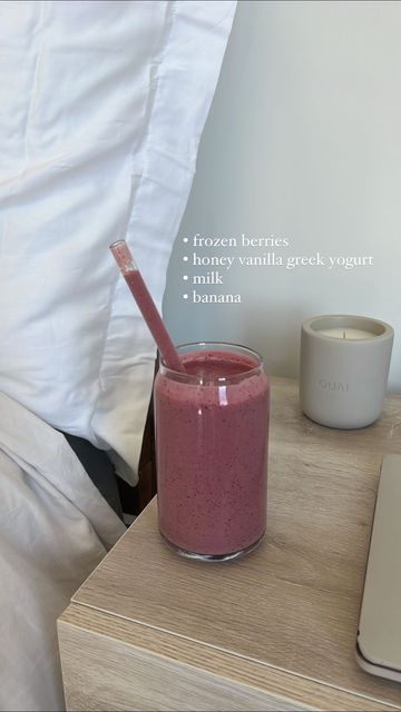 Fruit Smoothie Recipes Healthy, Healthy Smoothie Recipes, Easy Healthy Smoothies, Smoothie Recipes Healthy Breakfast, Smoothie Drink Recipes, Healthy Drinks Smoothies, Healthy Food Dishes, Easy Smoothie Recipes, Healthy Food Motivation