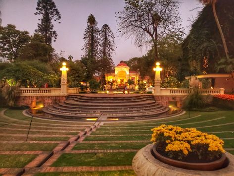 Garden of Dreams, one of the best restaurants in Kathmandu Valley, known as Historical place in Kathmandu. Garden Of Dreams Kathmandu, Nepalese Food, Kathmandu Valley, City Restaurants, Kathmandu Nepal, Historical Place, Best Restaurants, Phuket, Travel Fun