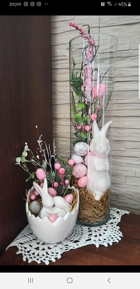 Easter Decor Ideas, Easter Flower Arrangements, Easter Arrangement, Church Decorations, Easter Craft Decorations, Spring Easter Crafts, Easter Bunny Crafts, Ideas For Easter Decorations, Easter Floral