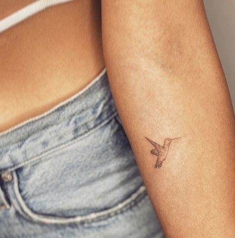 Small Bird Tattoos For Women, Minimalist Hummingbird Tattoo, Grandparent Tattoo Ideas, Mockingbird Tattoo, Grandparents Tattoo, Small Hummingbird Tattoo, Small Chest Tattoos, Petite Tattoos, Hummingbird Tattoo