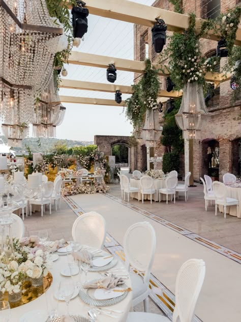 @atma.events beautiful wedding in Istanbul Weddings In Turkey, Turkey Destination Wedding, Istanbul Wedding Venues, Wedding In Istanbul, Turkish Wedding Aesthetic, Istanbul Wedding, Wedding In Turkey, Wedding Dubai, Turkey Wedding