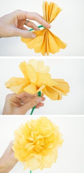 Simple DIY Paper Marigolds for Mother's Day (or anytime you need a paper flower) | TinkerLab.com Paper Marigolds, Dia De Los Muertos Party Ideas, Day Of The Dead Diy, Dia De Los Muertos Decorations Ideas, Halloween Make-up Looks, Day Of The Dead Party, Den Mrtvých, Day Of Dead, Halloween Fest