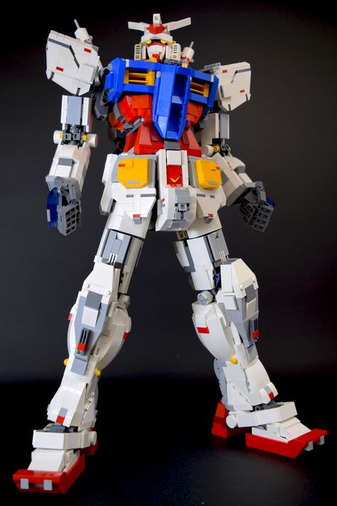 https://flic.kr/p/Lcbwn6 | LEGO GUNDAM RX-78-2 Lego Blocks Printable, Lego Gundam, Kartu Pokemon, Lego Bots, Lego Machines, Step On A Lego, Rx 78 2, Lego Mechs, Amazing Lego Creations