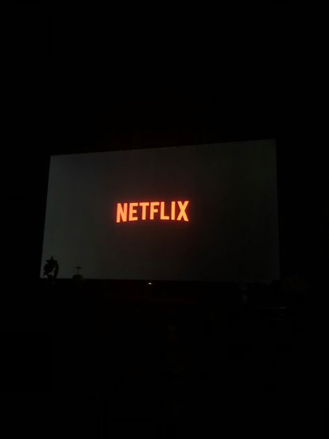 Snaps Netflix Night, Netflix Fake Story Instagram, Netflix On Tv, Netflix And Chill Tumblr, Unicorn Wallpaper Cute, Wings Book, Netflix Tv, Unicorn Wallpaper, Romance Series