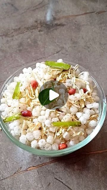 Farali Food Indian Recipes, Indian Dry Snacks, Farali Recipes, Sabudana Recipes, Mango Powder, Navratri Recipes, Diwali Snacks, Easy Teas, Gujarati Food