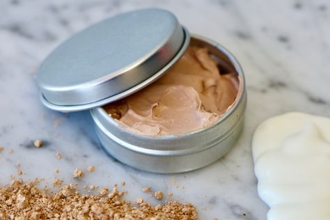 Solutions that help you simplify, reduce toxins and live more gently on our planet is what we're all about here at Biome, and this is one of our new favourites. In this recipe we show you how to combine a few simple ingredients to make either a DIY foundation cream, DIY concealer or DIY tinted moisturiser. It is really Diy Bb Cream, Diy Concealer, Diy Foundation, Diy Makeup Remover, Diy Moisturizer, Makeup Recipes, Eco Store, Diy Body Scrub, Natural Foundation