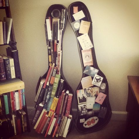 Salvaging an old guitar case... Diy Old Guitar Ideas, Old Guitar Repurpose Diy, Repurposed Guitar Case, Diy Guitar Display Case, Repurposed Guitar, Guitar Shelf, Old Guitar, Industrial Interior Design, Guitar Case