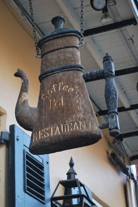 New Orleans Coffee, Retro Cafe, Trade Sign, Old Signs, Coffee Signs, Store Signs, Coffee Cafe, Coffee Love, Cafe Bar