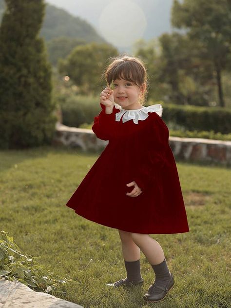 Stylish Kids Fashion, Girls Winter Dresses, Kids Wear Girls, Cord Dress, Casual Day Outfits, Childrens Dress, Corduroy Dress, Children Clothes, Dress Spring