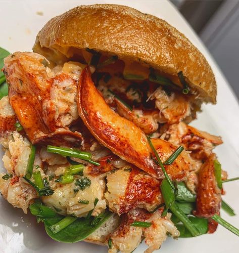 Lobster Sliders, Lobster Burger, Coffee Recipes, Chicken Burgers, Salmon Burgers, Apothecary, Sliders, Coffee Shop, Fish