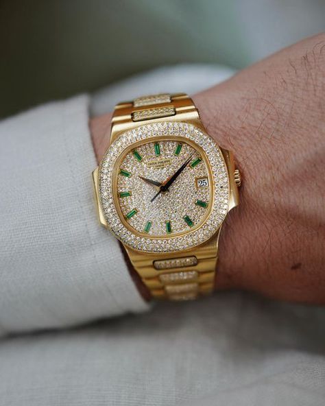 The Keystone on Instagram: "An exceptionally rare Patek Philippe Nautilus 3800/5 with original factory diamonds and emeralds. This watch has more emeralds than there are known examples of this variation. This rare 3800 is available now @the_keystone" Patek Philippe Nautilus Diamond, Rare Rolex Watches, Patek Philippe Watches Men, Patek Philippe Watches, Amazing Watches, Mens Fashion Watches, Expensive Watches, Expensive Jewelry, Patek Philippe Nautilus